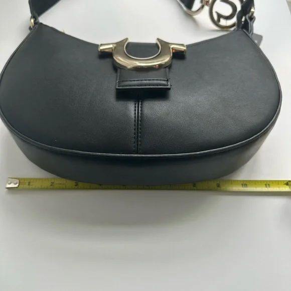 NWT Horseshoe Crescent Purse by True Religion Brand Jean. Shoulder bag. Black. - Picture 8 of 16